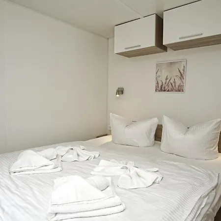 Kleines Aber Feines Ferienhaeuschen In Strandnaehe - Tiny Nr 817 Goehren (Ruegen)